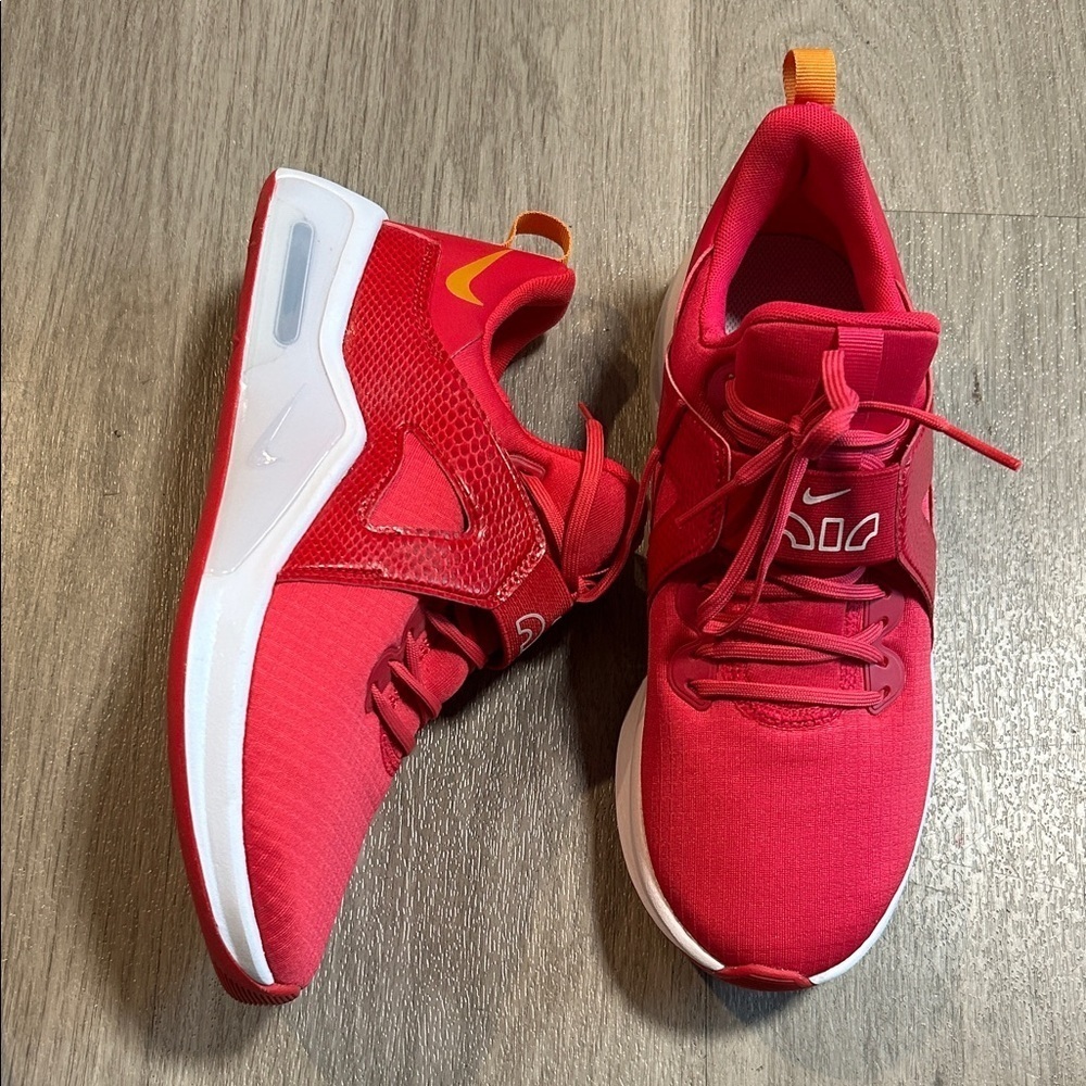 Nike Air Max Athletic Shoes